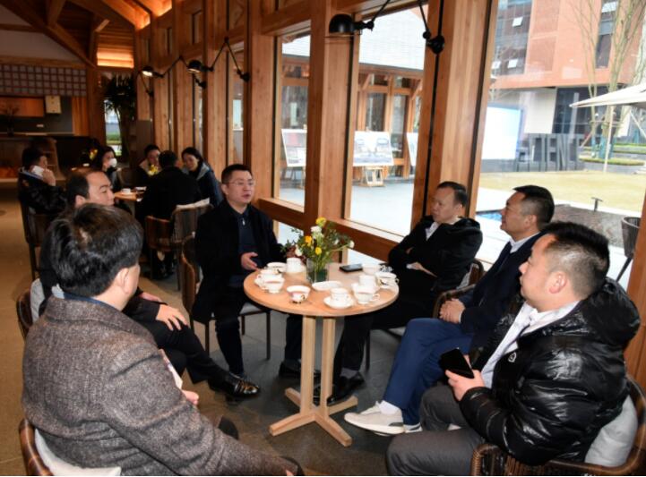 两江管委会副主任皮涛调研大地（国际）生命科学园2