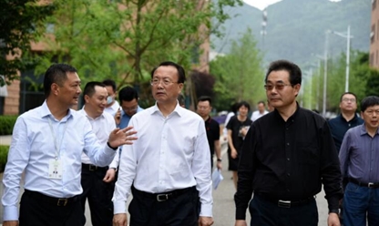 市人大调研两江新区法治政府建设开展情况